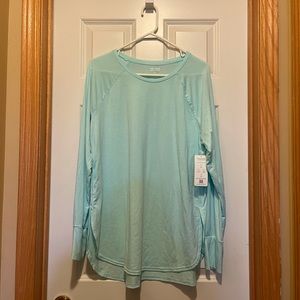 Turquoise Tek Gear Long Sleeve Workout Top, New with Tags! Size XL